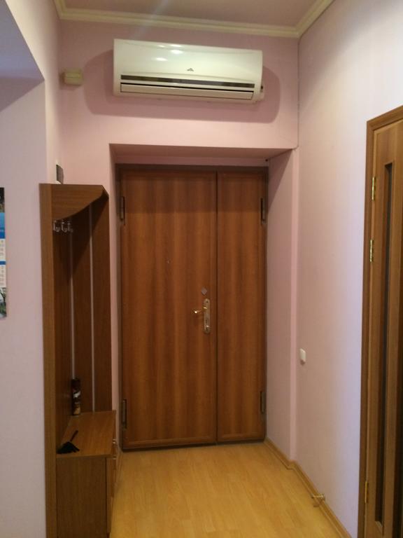 Apartment On Hanrapetutyan Street Erivan Dış mekan fotoğraf