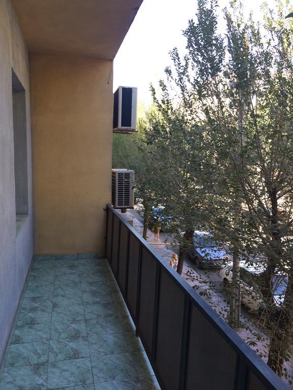 Apartment On Hanrapetutyan Street Erivan Dış mekan fotoğraf