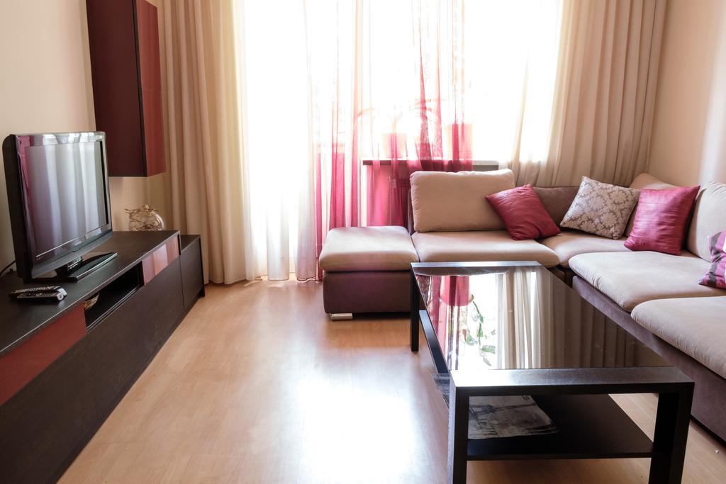 Apartment On Hanrapetutyan Street Erivan Dış mekan fotoğraf